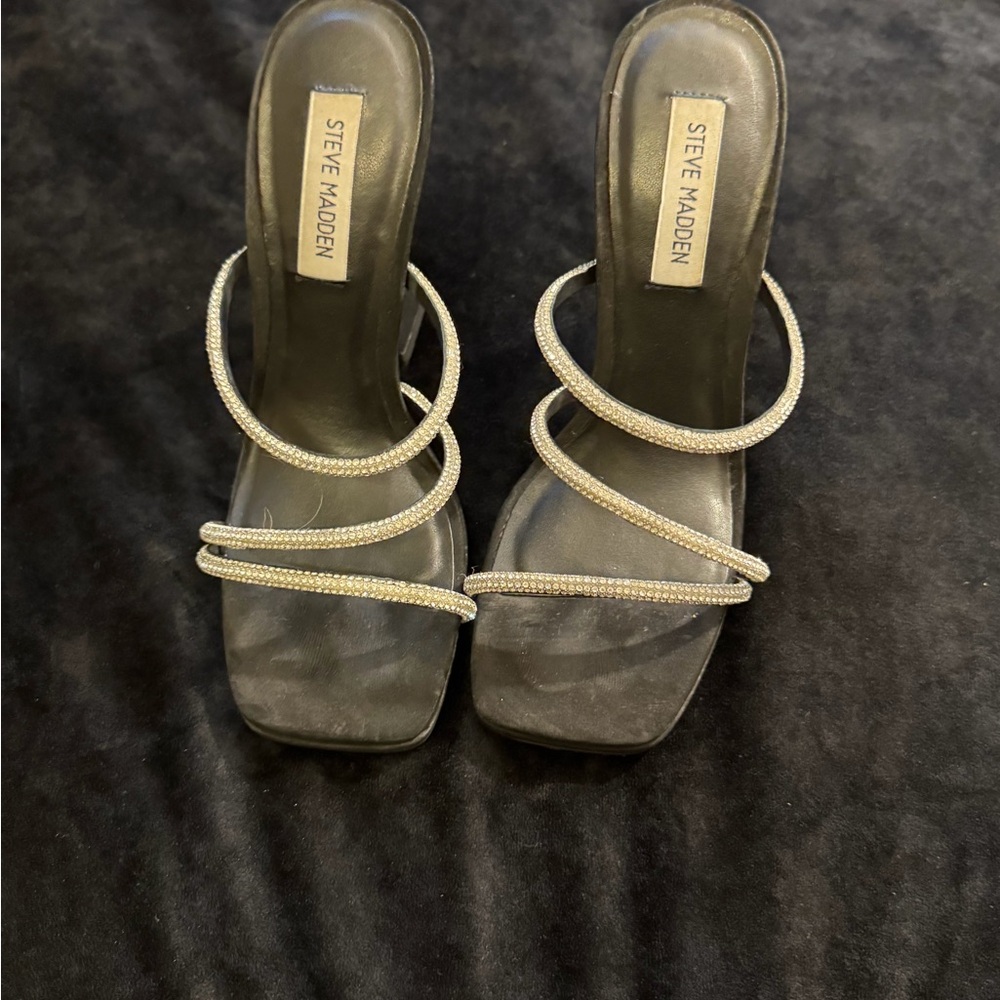 Steve Madden Black and Silver Strappy Heels